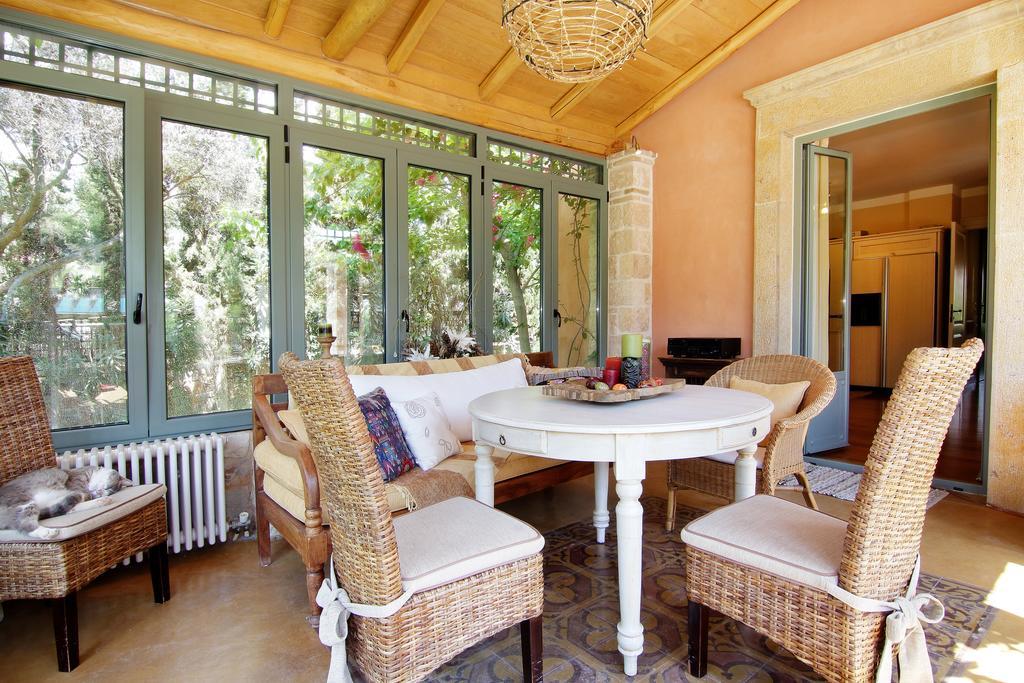 Vouliagmeni Villa アテネ エクステリア 写真